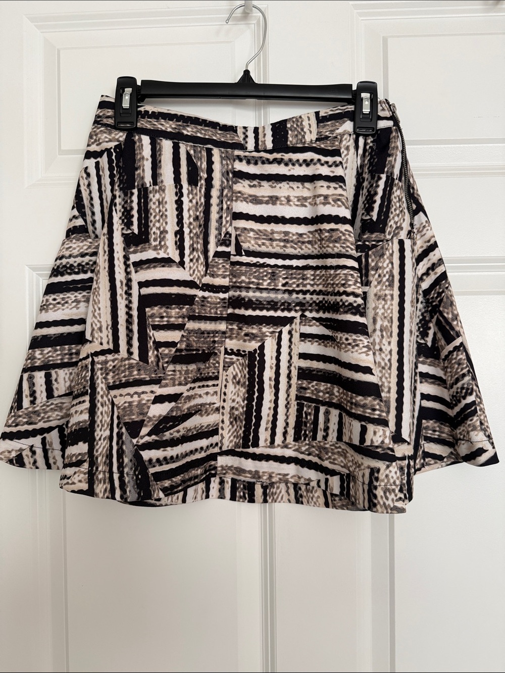 A-Line Printed Skirt in Black and Cream